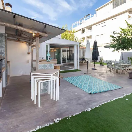 Holiday home Casita Del Arbol