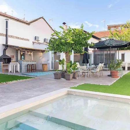 Casita Del Arbol Holiday home Atarfe